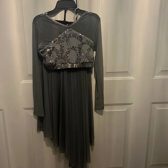 Curtain Call Lyrical Contemporary costume gray/silver - Picture 1 of 4